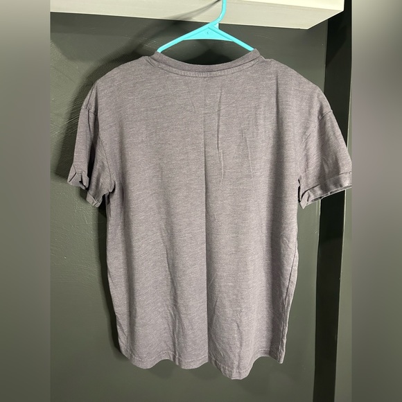 Tree blend from Buckle size S graphic tee. - Picture 2 of 5